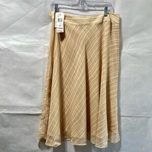 Jones New York - Elegant Beige Striped Skirt - Size 14